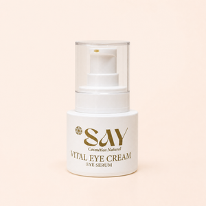 Frasco de Vital Eye Cream 15 ml sobre fondo crema
